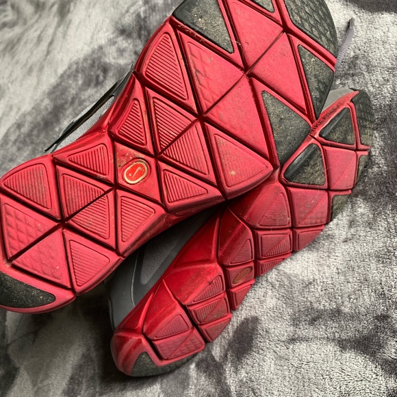 Nike women’s running sneakers size 6.5 - Picture 6 of 6